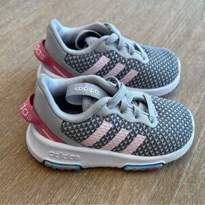 Adidas Kids Sneakers in Gray and Pink